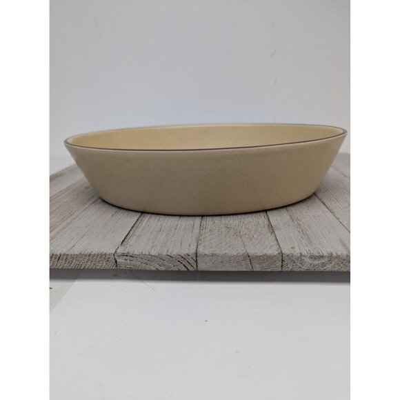 Pfaltzgraff Village Tan Serving Oval Bowl 241 USA 10"x7 1//2" - Picture 3 of 8